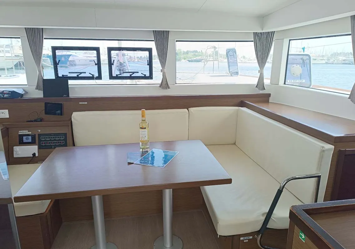 Salon of Jessica, a Lagoon 40 catamaran at Kontokali, Greece