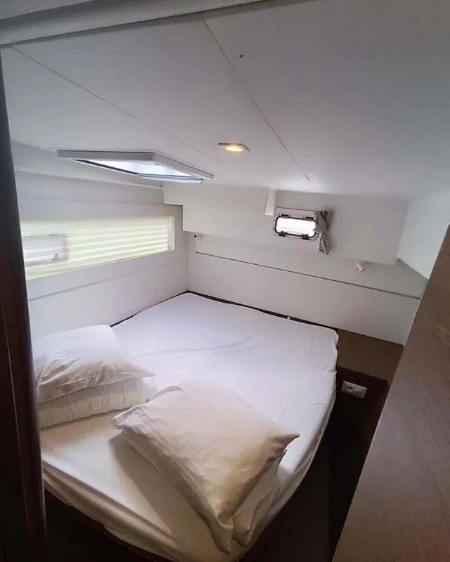 Cabin on Jessica, a Lagoon 40 catamaran at Kontokali, Greece