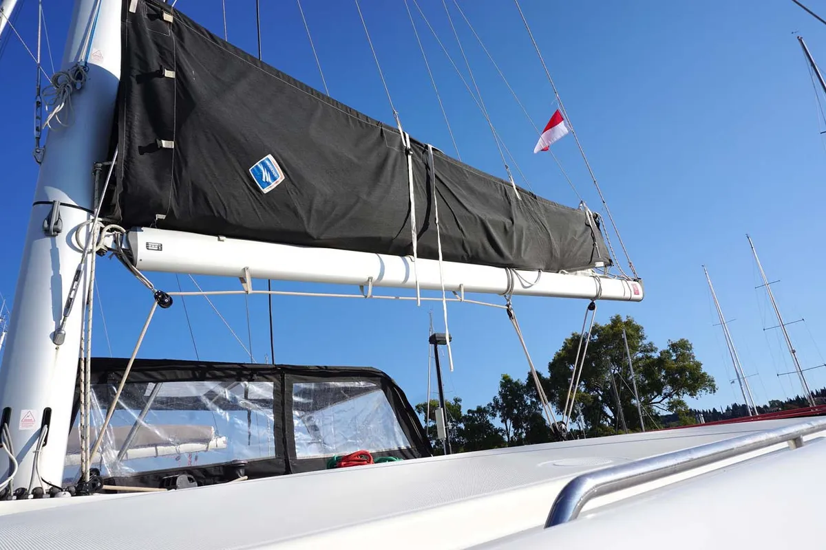 Deck of Jessica, a Lagoon 40 catamaran at Kontokali, Greece