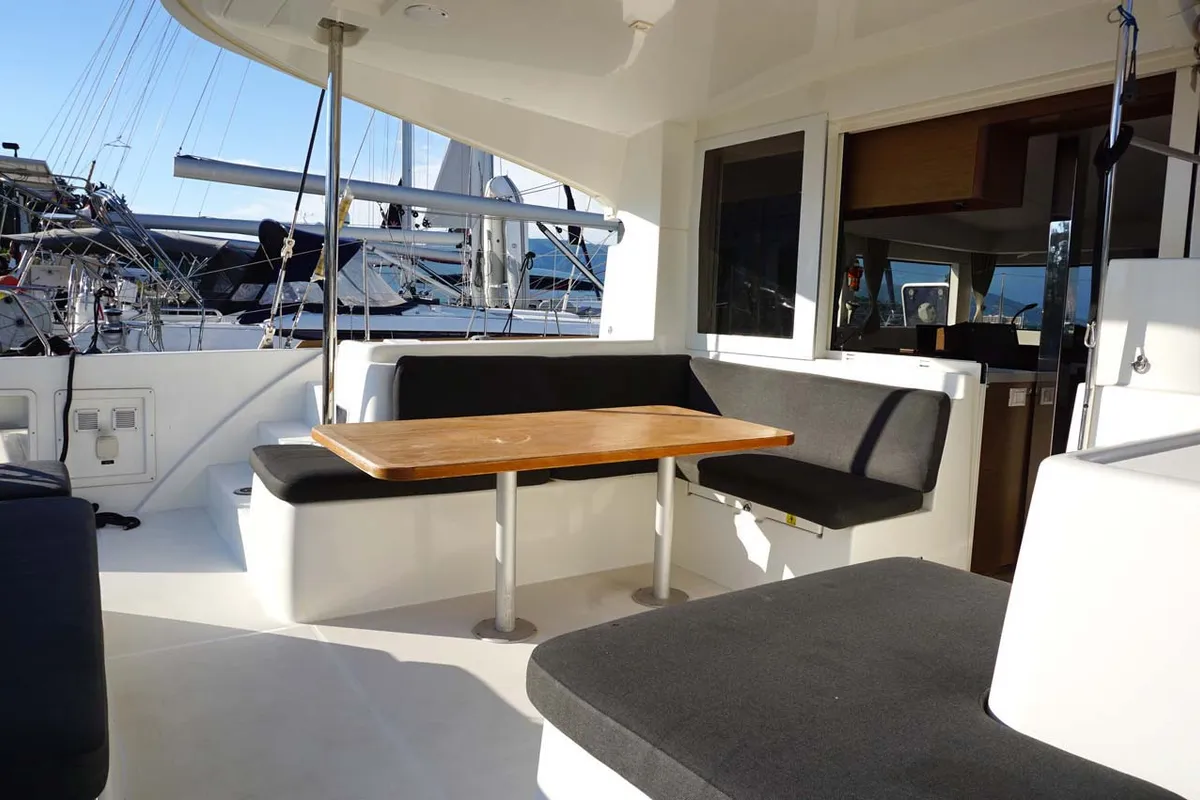 Deck of Jessica, a Lagoon 40 catamaran at Kontokali, Greece