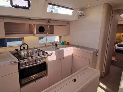 Galley of Entre Deux Poles, a Beneteau Oceanis 46.1 sailboat at Vallauris, France