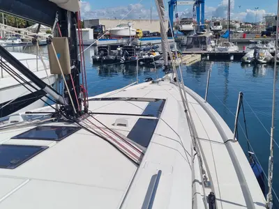 Deck of Entre Deux Poles, a Beneteau Oceanis 46.1 sailboat at Vallauris, France