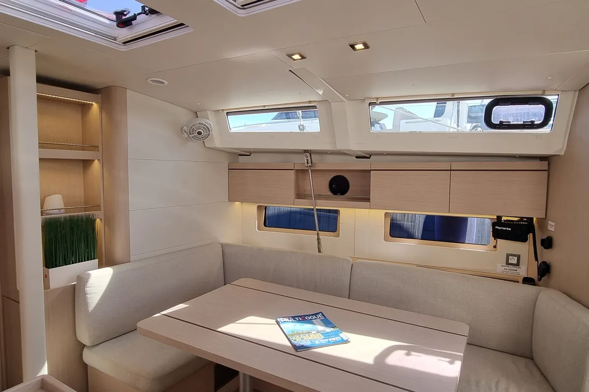 Salon of Entre Deux Poles, a Beneteau Oceanis 46.1 sailboat at Vallauris, France