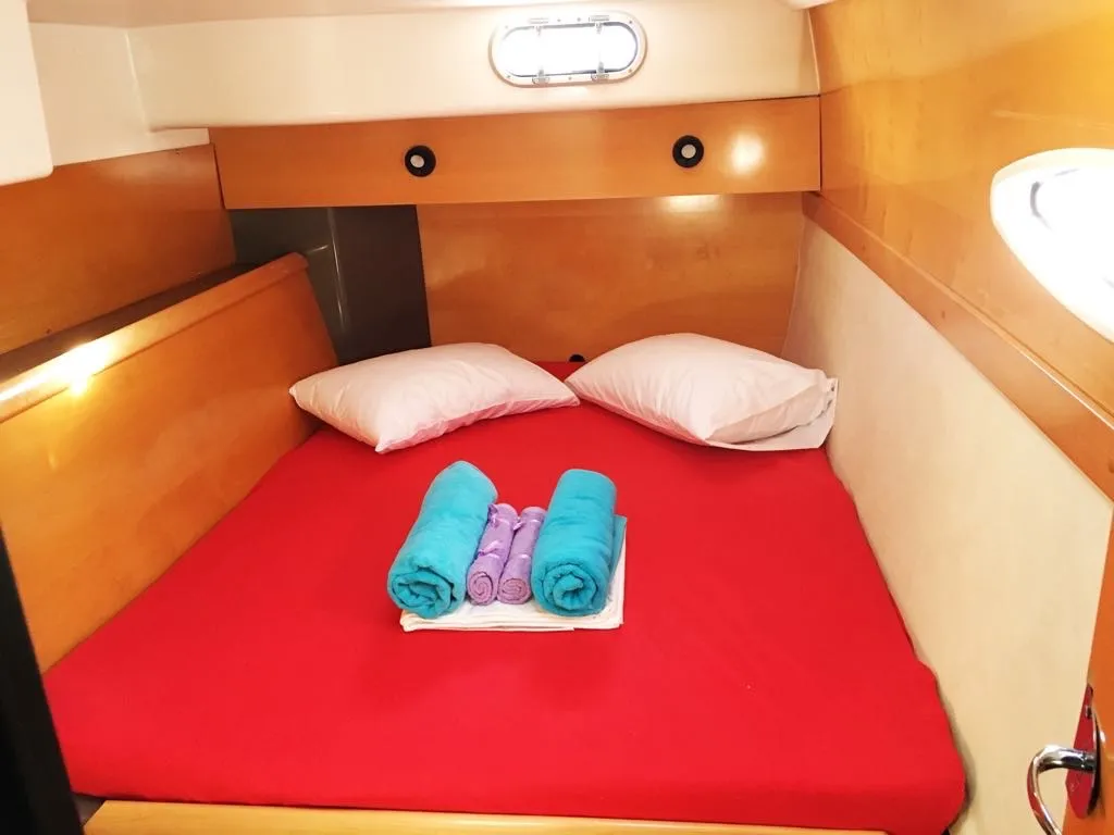 Cabin on Victoria, a Fountaine Pajot Lavezzi 40 catamaran at Sithonia Municipal Unit, Greece