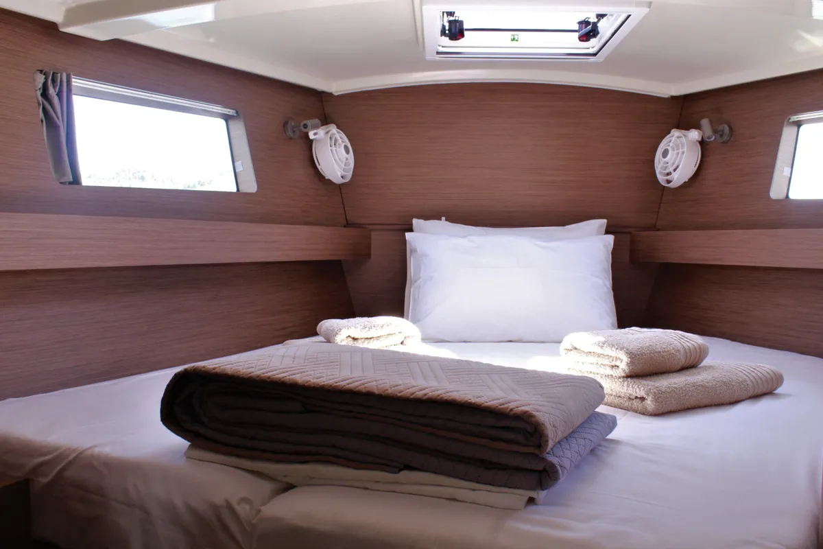Cabin on Diamanti II, a Beneteau Oceanis 41.1 sailboat at Skiathos, Greece