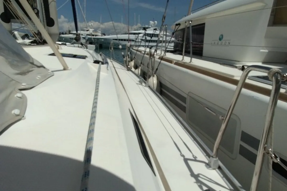 Deck of Gin Tonic, a Bavaria 51 Cruiser sailboat at Kontokali, Greece