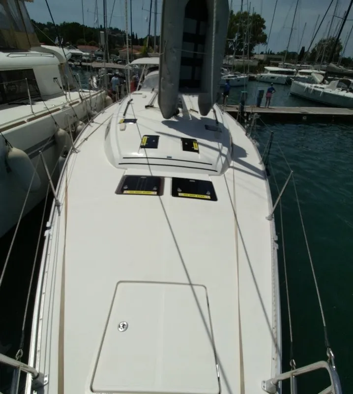 Deck of Gin Tonic, a Bavaria 51 Cruiser sailboat at Kontokali, Greece