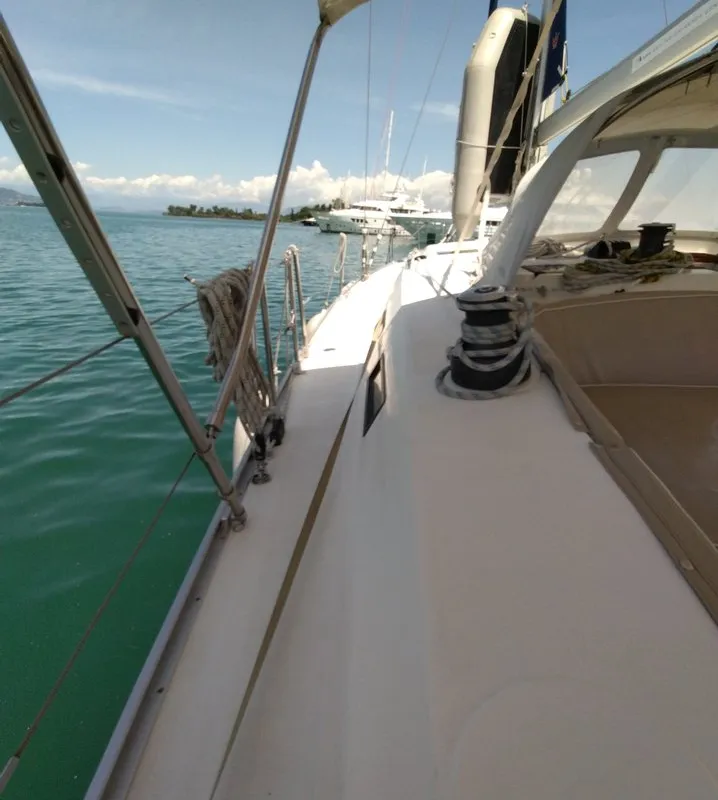 Deck of Gin Tonic, a Bavaria 51 Cruiser sailboat at Kontokali, Greece