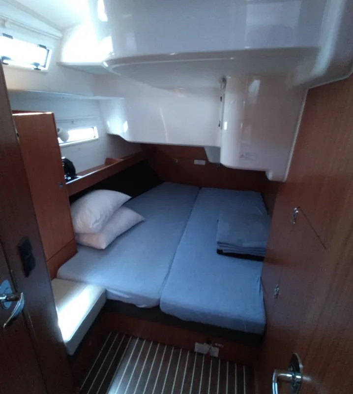 Cabin on Gin Tonic, a Bavaria 51 Cruiser sailboat at Kontokali, Greece