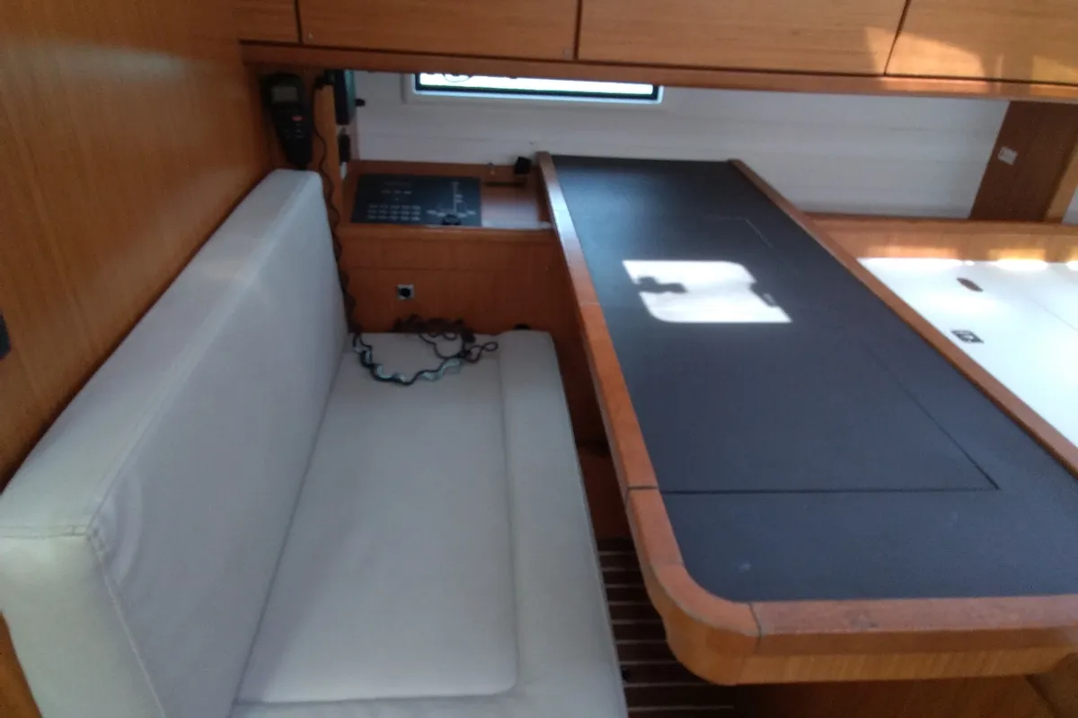 Salon of Gin Tonic, a Bavaria 51 Cruiser sailboat at Kontokali, Greece