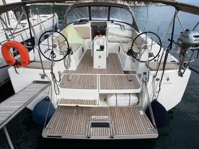 Cockpit of Lara, a Jeanneau Sun Odyssey 490 sailboat at Neo Klima, Greece