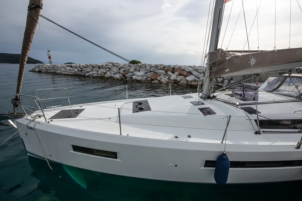 Exterior view of Lara, a Jeanneau Sun Odyssey 490 sailboat at Neo Klima, Greece