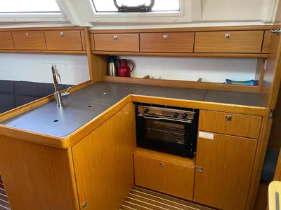 Galley of Into the Blue, a Bavaria Cruiser 37 sailboat at Općina Vrsar, Croatia