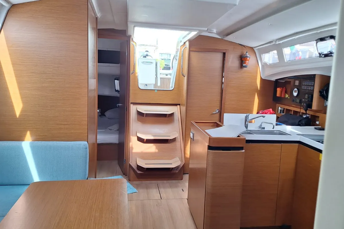 Salon of Iliada, a Jeanneau Sun Odyssey 410 sailboat at Palairos, Greece