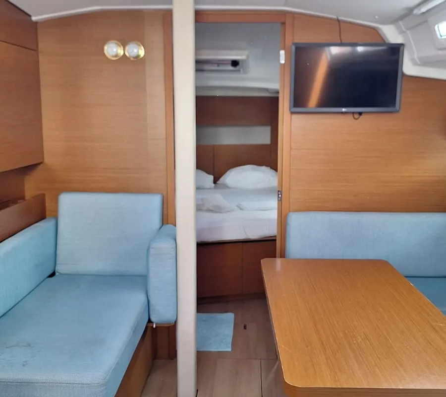 Salon of Iliada, a Jeanneau Sun Odyssey 410 sailboat at Palairos, Greece