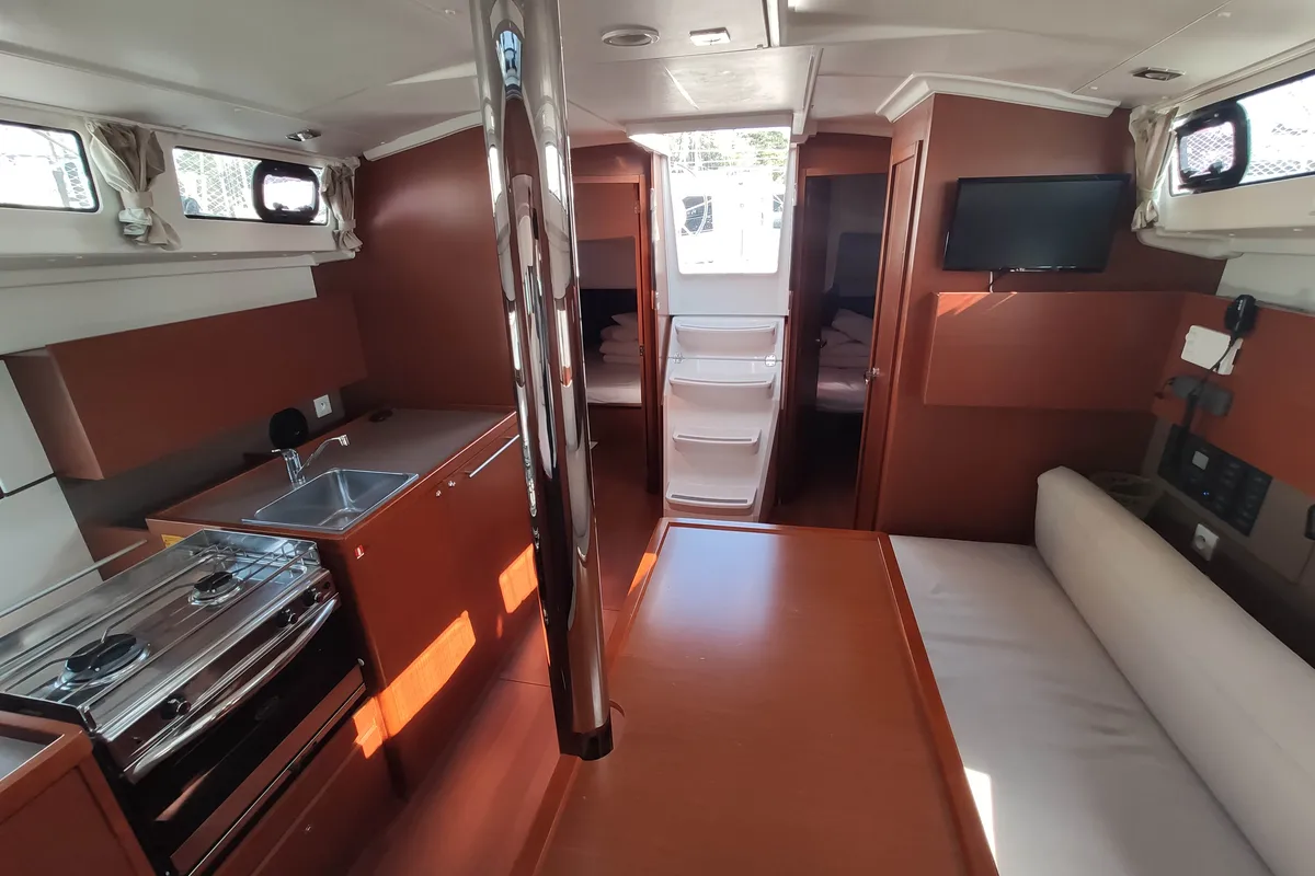 Salon of Citrea, a Beneteau Oceanis 38.1 sailboat at Medulin, Croatia