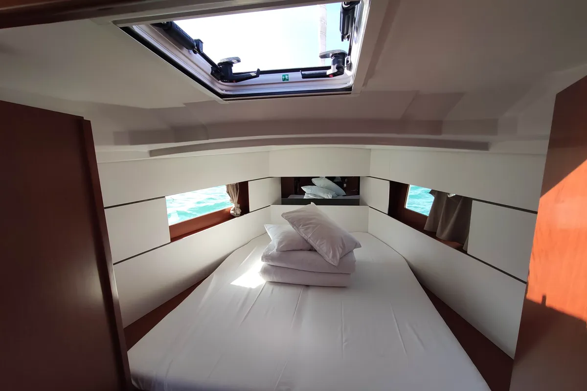 Cabin on Citrea, a Beneteau Oceanis 38.1 sailboat at Medulin, Croatia