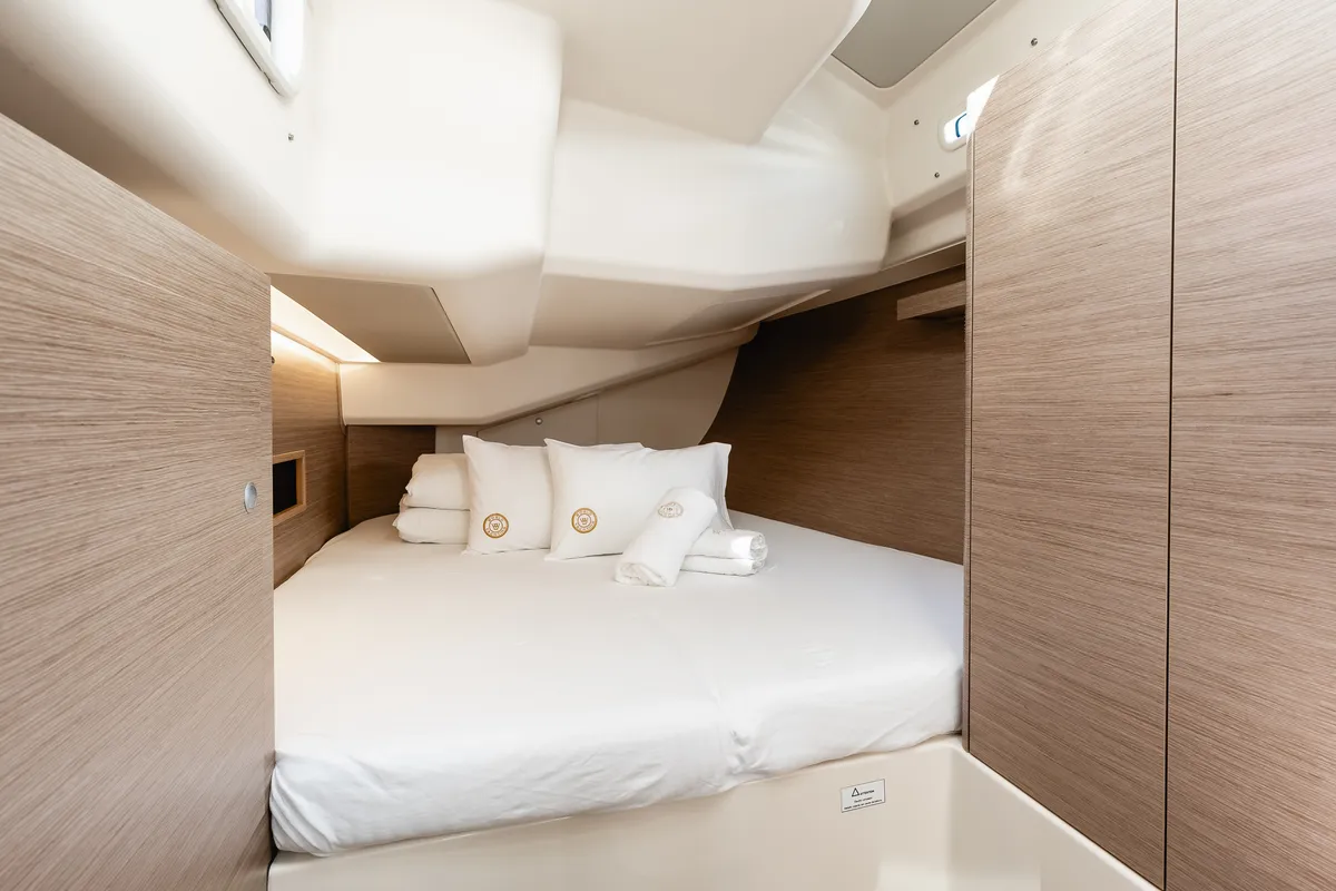 Cabin on Big Blue, a Hanse 458 sailboat at Grad Šibenik, Croatia