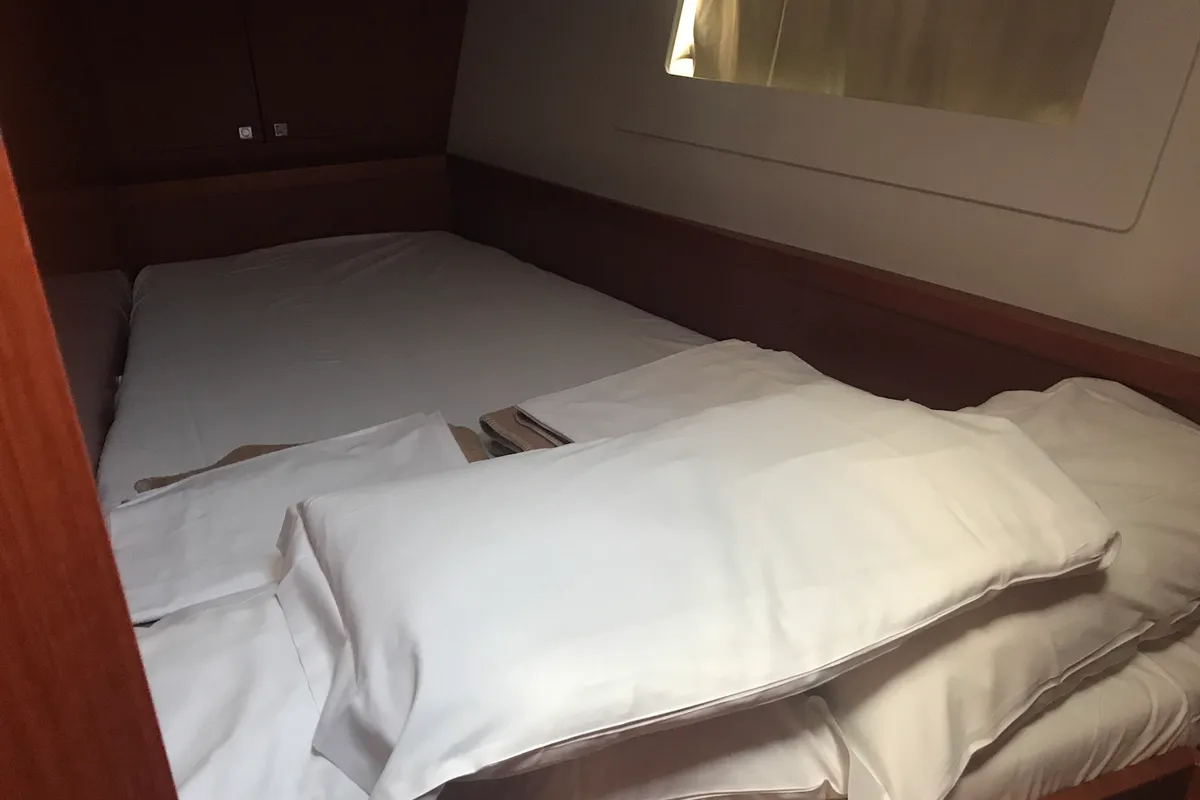Cabin on Alnair, a Beneteau Oceanis 45 sailboat at Tonnarella, Italy