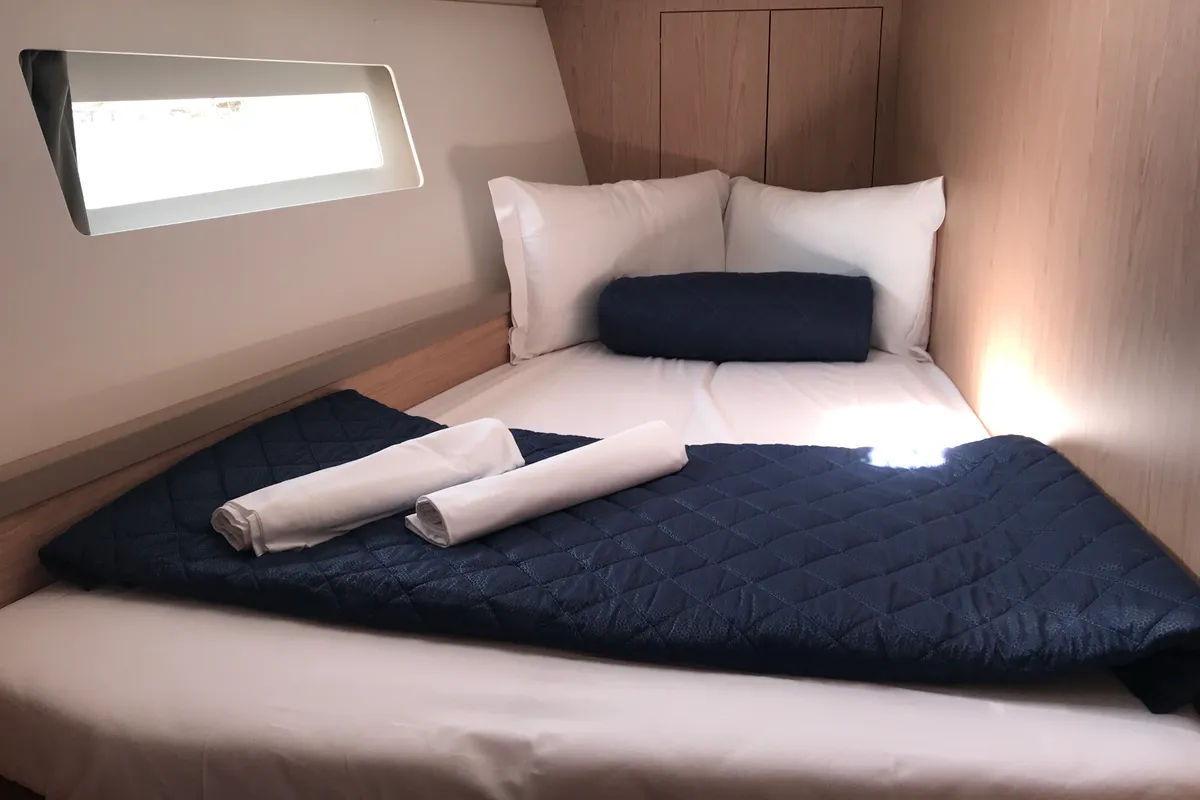 Cabin on Algeiba, a Beneteau Oceanis 45 sailboat at Salerno, Italy