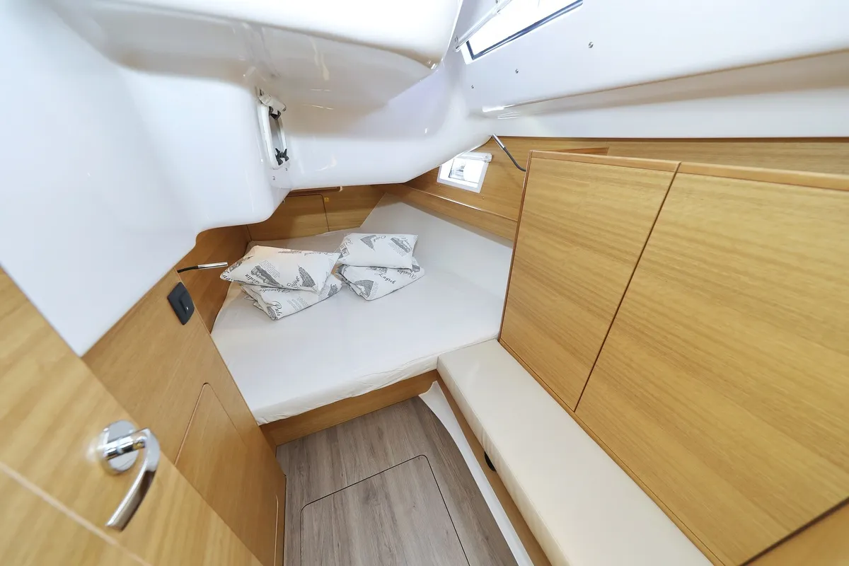 Cabin on Moon Pearl, a Elan Impression 45.1 sailboat at Biograd na Moru, Croatia