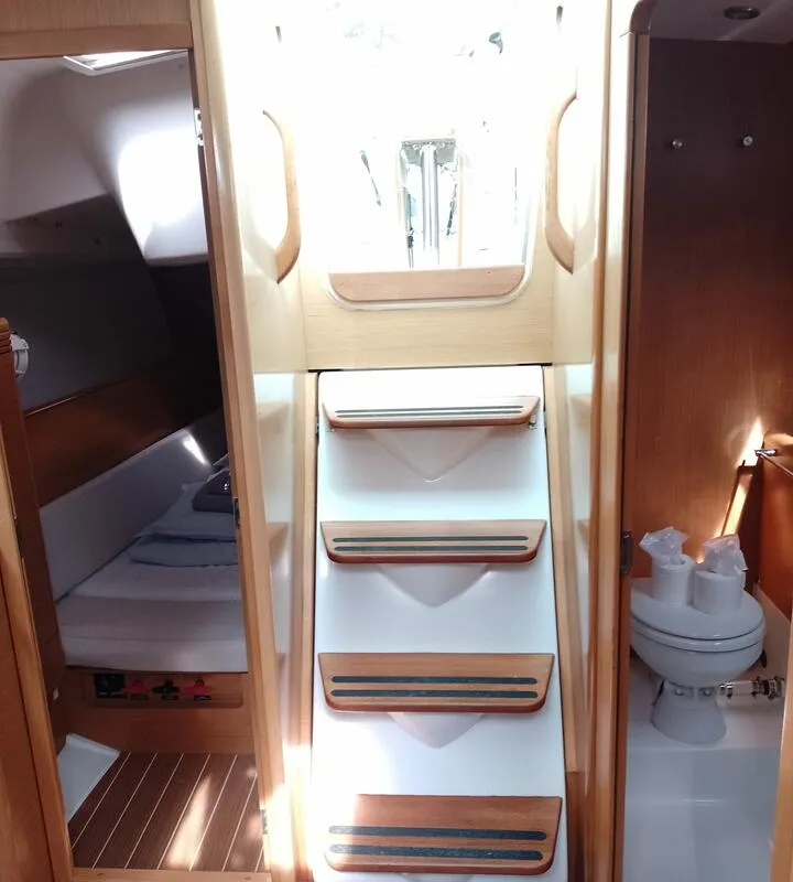 min elli, a Jeanneau Sun Odyssey 33i sailboat at Skradin, Croatia