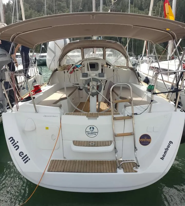 Cockpit of min elli, a Jeanneau Sun Odyssey 33i sailboat at Skradin, Croatia
