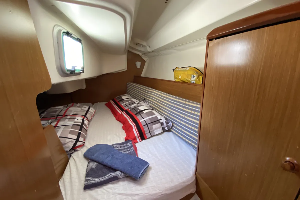 Cabin on Elif, a Jeanneau Sun Odyssey 32i sailboat at Fethiye, Turkey