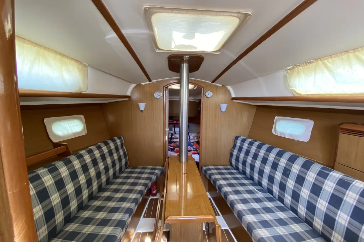 Salon of Elif, a Jeanneau Sun Odyssey 32i sailboat at Fethiye, Turkey