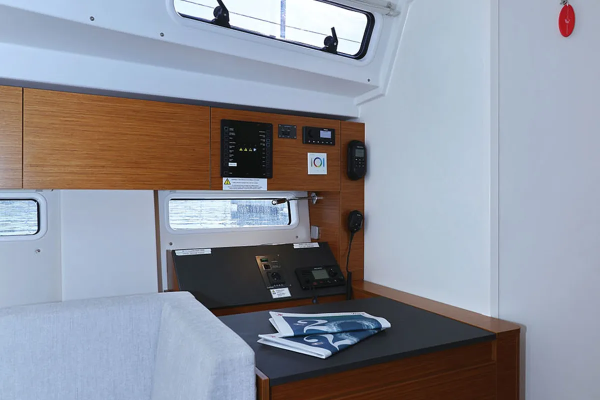 Salon of Cleo, a Hanse 410 sailboat at Općina Sukošan, Croatia