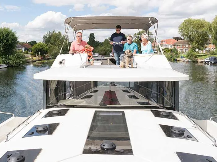 Deck of Horizon 4, a Cygnet Horizon 4 motorboat at Otonabee–South Monaghan, Canada