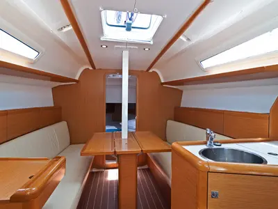 Salon of Buena Suerte, a Jeanneau Sun Odyssey 33i sailboat at Split, Croatia