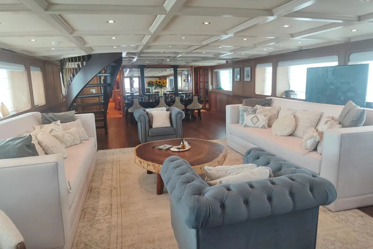 Salon of Kokomo Nights, a Gulet Luxury Motor Yacht motor yacht at Athens, Greece