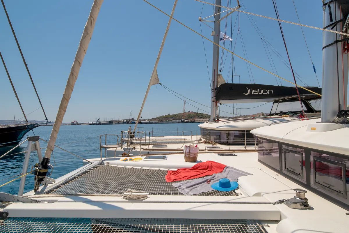 Callisto L400, a Lagoon 400 S2 catamaran at Lavreotiki Municipal Unit, Greece
