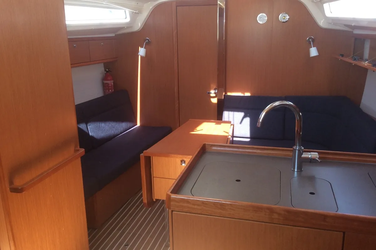Salon of Elnath, a Bavaria Cruiser 37 sailboat at Olbia, Italy