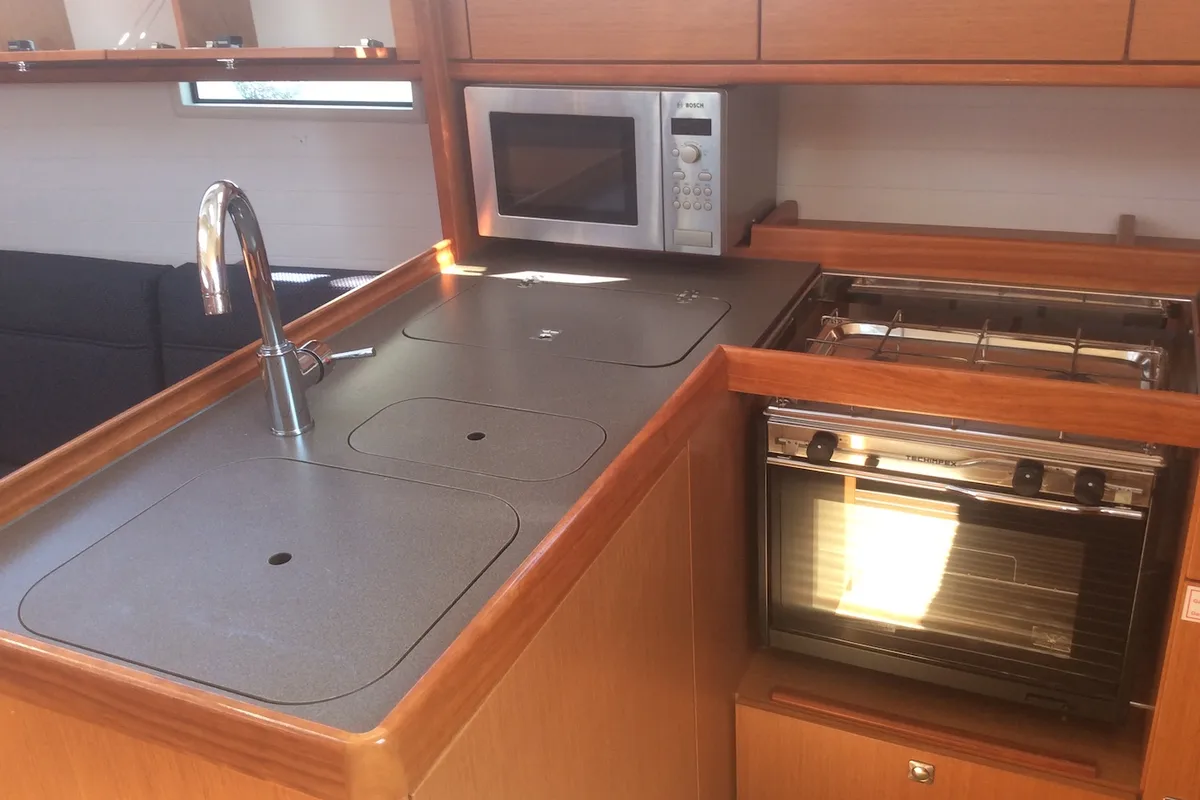 Galley of Elnath, a Bavaria Cruiser 37 sailboat at Olbia, Italy