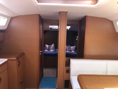 Salon of Joulukka, a Jeanneau 54 sailboat at es Jonquet, Spain