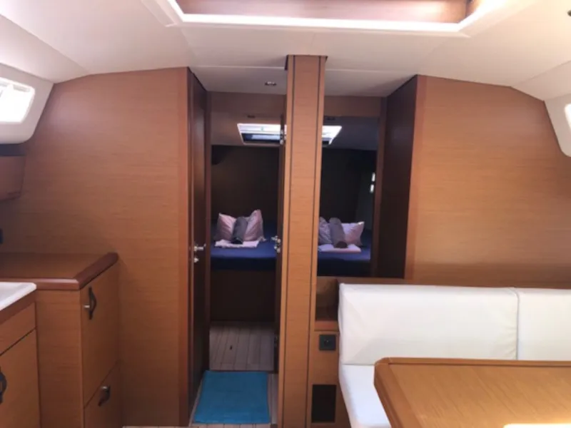 Salon of Joulukka, a Jeanneau 54 sailboat at es Jonquet, Spain