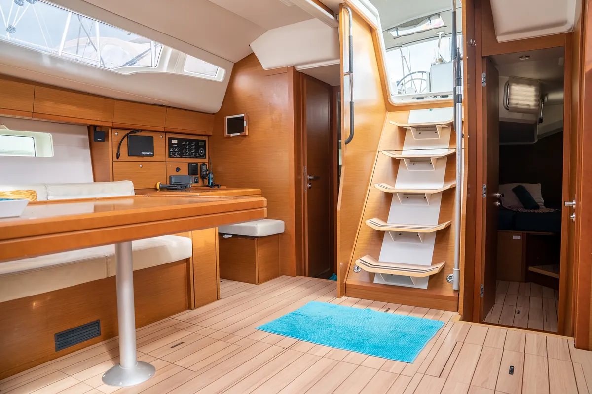 Salon of Joulukka, a Jeanneau 54 sailboat at es Jonquet, Spain