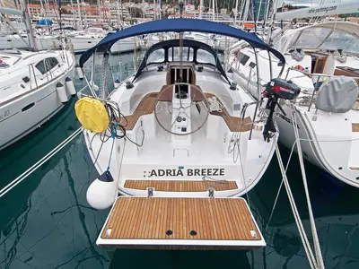 Adria Breeze