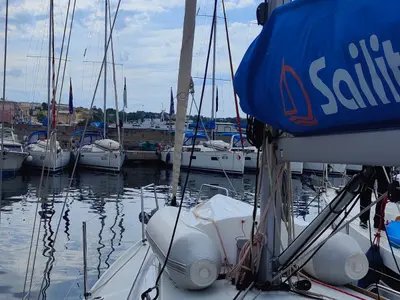 Deck of Amal, a Beneteau Oceanis 30.1 sailboat at Procida, Italy