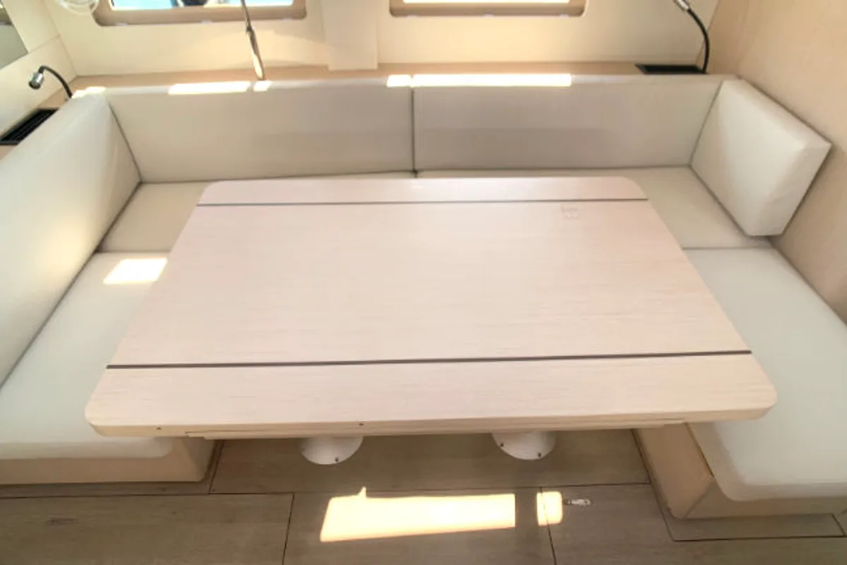 Salon of Cloudy Bay, a Beneteau Oceanis 51.1 sailboat at Općina Rogoznica, Croatia