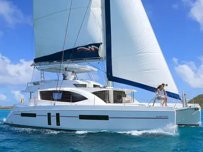 Moorings 5800 Crewed