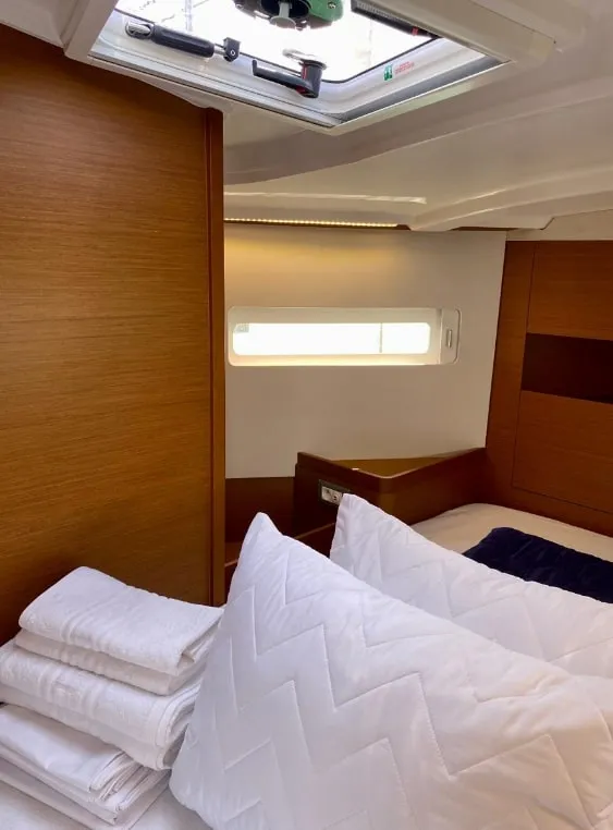 Baghera, a Jeanneau Sun Odyssey 410 sailboat at Municipal Unit of Lefkada, Greece