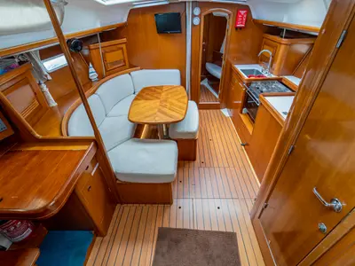 Salon of Aeolian Too, a Beneteau Oceanis 393 sailboat at Kavala, Greece