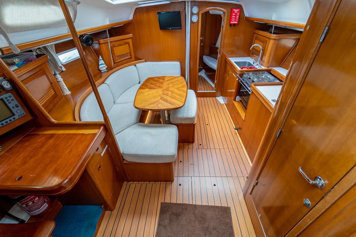Salon of Aeolian Too, a Beneteau Oceanis 393 sailboat at Kavala, Greece