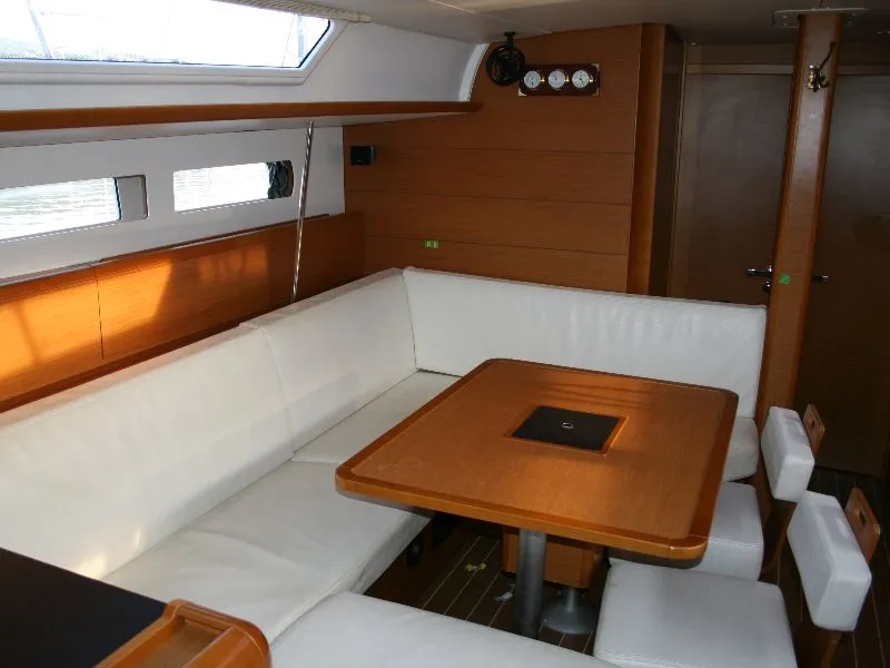 Salon of Nomia, a Jeanneau Sun Odyssey 469 sailboat at San Miguel de Abona, Spain