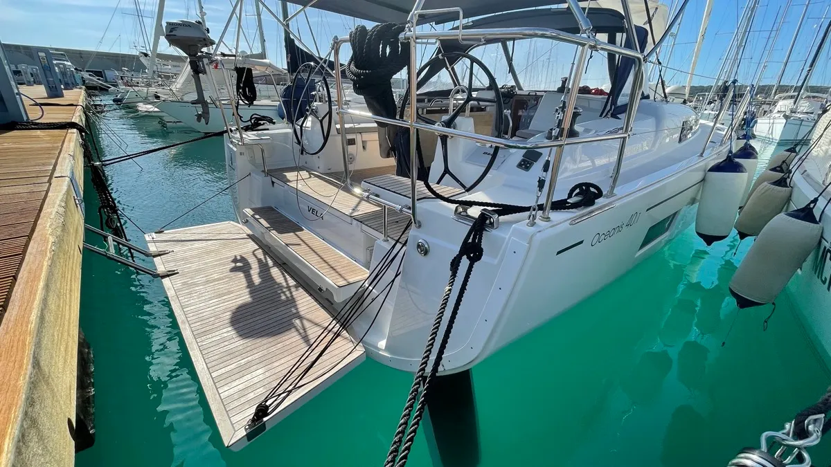 Exterior view of Vela, a Beneteau Oceanis 40.1 sailboat at Rosignano Solvay, Italy