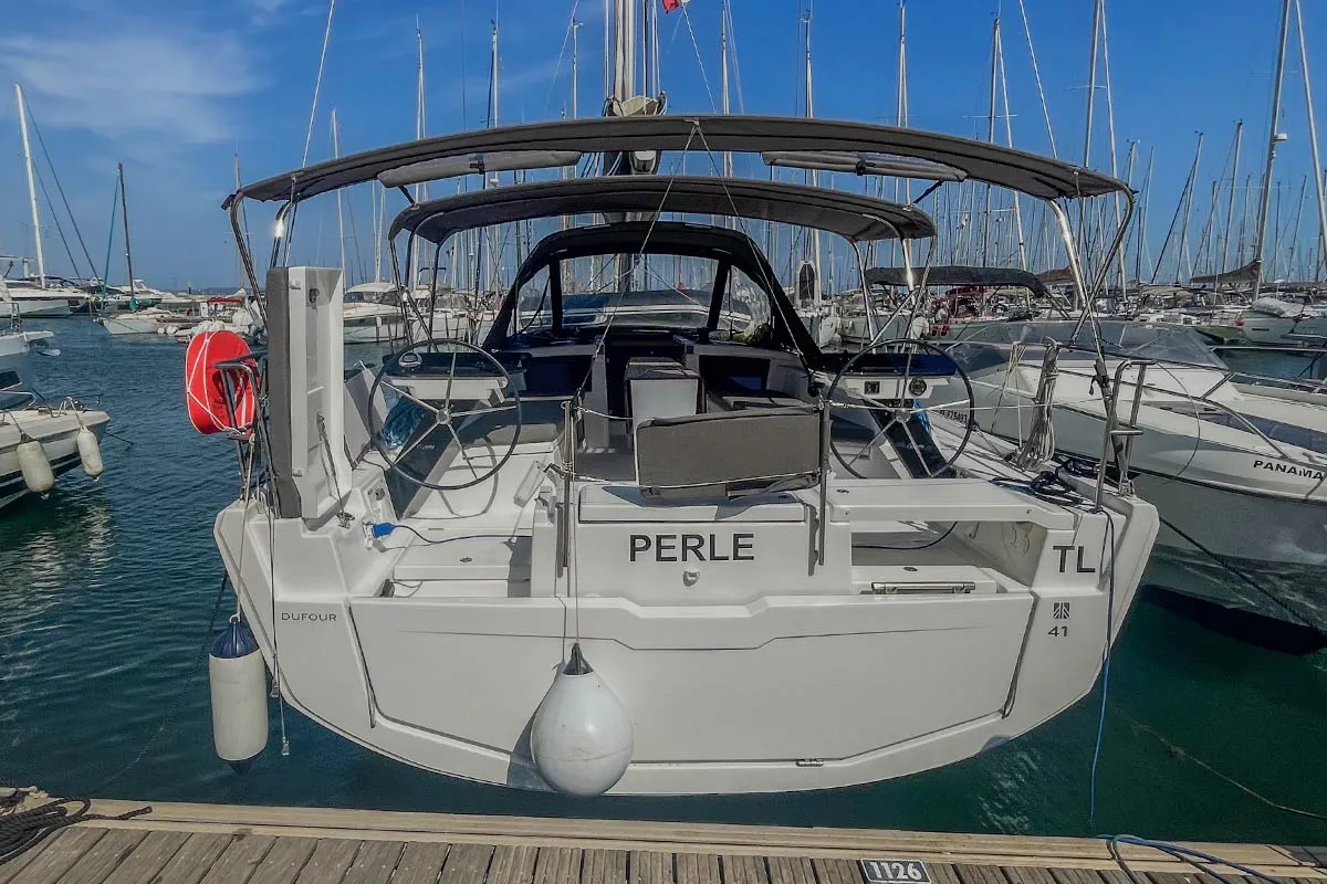 Perle, a Dufour 41 sailboat at Hyères, France