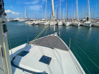Perle, a Dufour 41 sailboat at Hyères, France